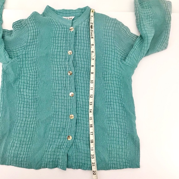 Citron Santa Monica Light Green Short Sleeve 100% Silk Lightweight Blouse PM - Picture 6 of 14